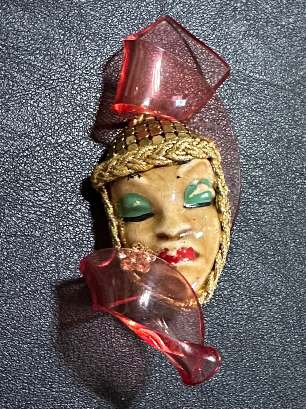 RARE 1940’s Elzac Victim Of Fashion Ceramic & Lucite Brooch